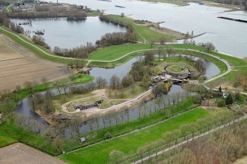 Luchtfoto van Fort Vuren